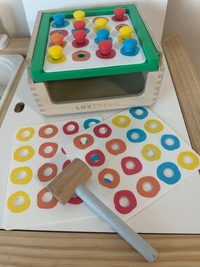 Lovevery Match and Tap Color Sorting Hammer Toy - Montessori